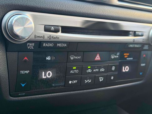 Used 2016 Lexus GS 200t RWD image 32