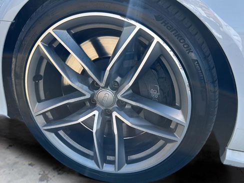 Used 2013 Audi S6 Prestige w/ Driver Assistance Pkg image 29