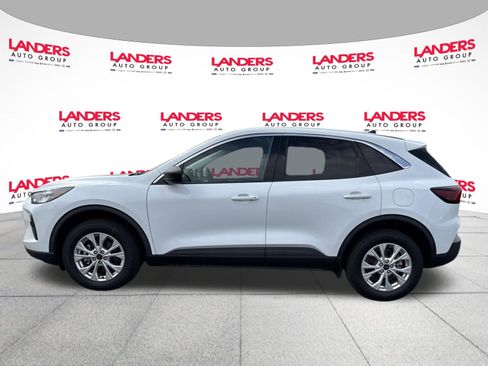 Used 2023 Ford Escape Active w/ Tech Pack #1 AWD/4WD image 6