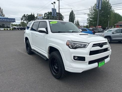 Used 2022 Toyota 4Runner TRD Sport w/ Technology Package AWD/4WD image 37