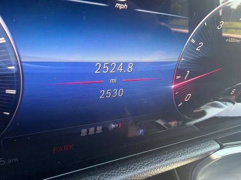 Certified 2025 Mercedes-Benz GLB 35 AMG 4MATIC image 17