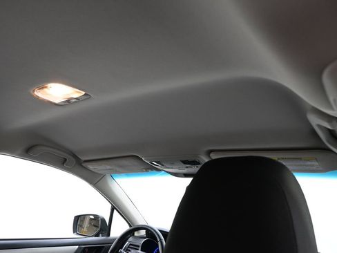 Used 2016 Subaru Legacy 2.5i Premium image 12