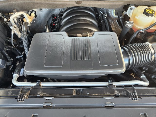 Used 2022 Chevrolet Suburban Z71 w/ Luxury Package AWD/4WD image 34