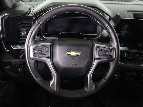 Used 2023 Chevrolet Silverado 1500 LT AWD/4WD image 40