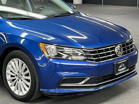 Used 2017 Volkswagen Passat 1.8T SE image 37
