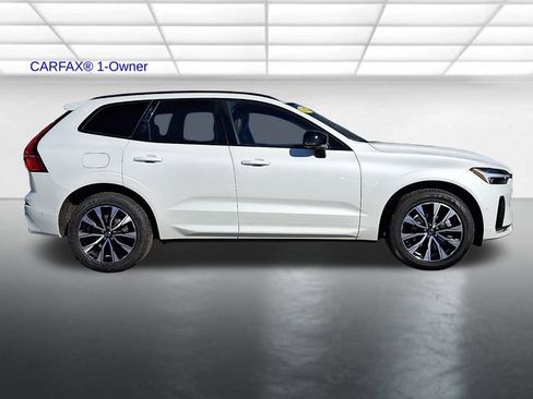 Certified 2023 Volvo XC60 B5 Plus w/ Climate Package image 9