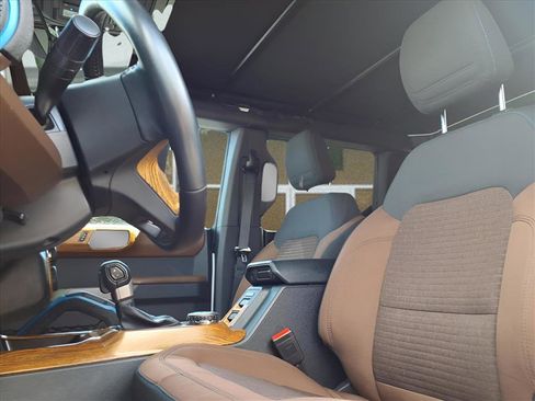 Used 2023 Ford Bronco Outer Banks image 23