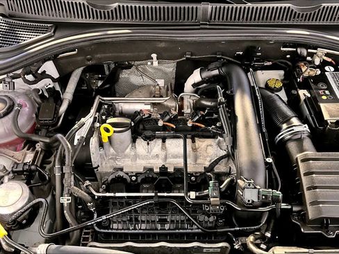 Used 2021 Volkswagen Jetta SE w/ SE Cold Weather Package image 30