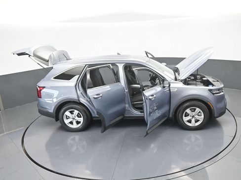 Used 2022 Kia Sorento LX image 67