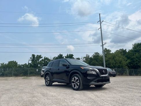 Used 2023 Nissan Rogue SV AWD/4WD image 5