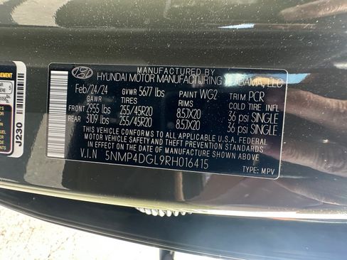 Used 2024 Hyundai Santa Fe Limited AWD/4WD image 35