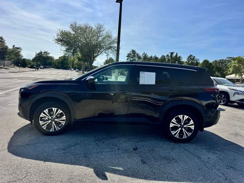 Used 2023 Nissan Rogue SV FWD image 4