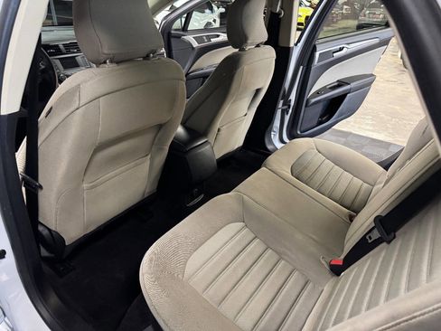 Used 2019 Ford Fusion S image 42