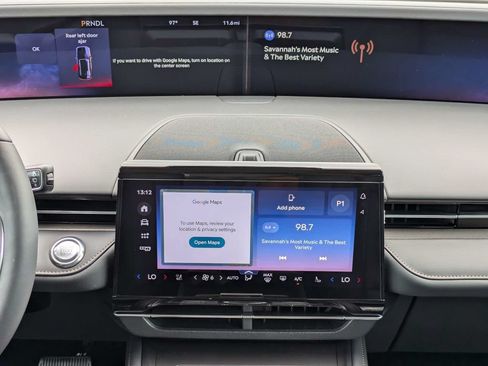 New 2026 Lincoln Nautilus Premier AWD/4WD image 18