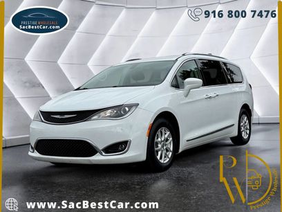 Used 2020 Chrysler Pacifica Touring-L