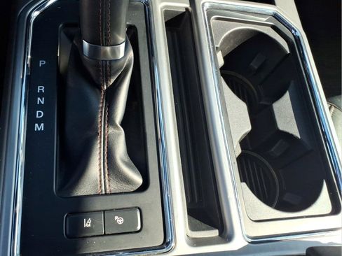 Used 2019 Ford F150 Platinum w/ Equipment Group 701A Luxury AWD/4WD image 25