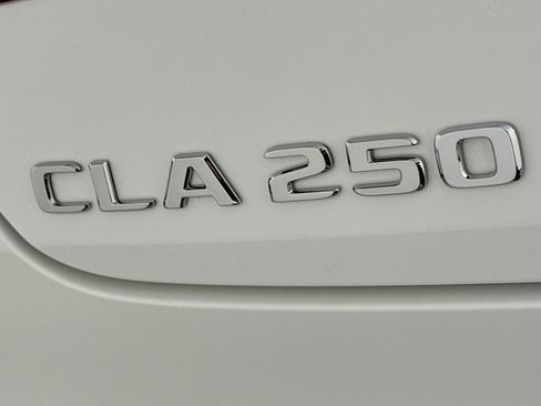 Certified 2026 Mercedes-Benz CLA 250 4MATIC image 8