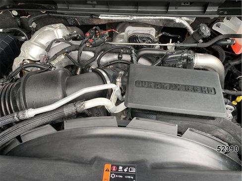 Used 2024 Chevrolet Silverado 2500 LT w/ Convenience Package image 13