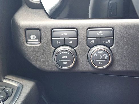 Used 2024 Chevrolet Silverado 1500 RST w/ Protection Package AWD/4WD image 23