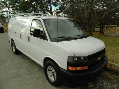 Used 2019 Chevrolet Express 2500 w/ Communications Package image 3