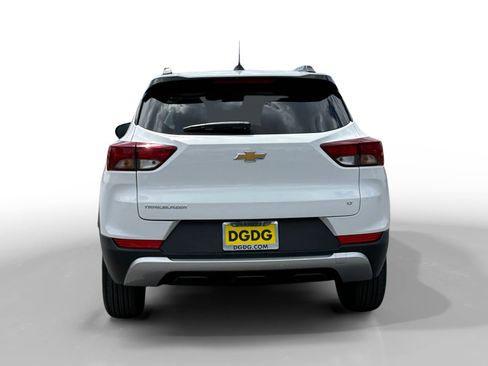 Used 2023 Chevrolet TrailBlazer LT w/ Convenience Package image 4