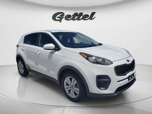Used 2018 Kia Sportage LX FWD image 3