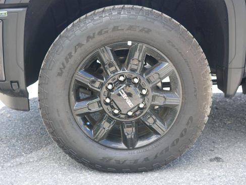 New 2026 GMC Sierra 2500 AT4 w/ AT4 Premium Plus Package AWD/4WD image 11
