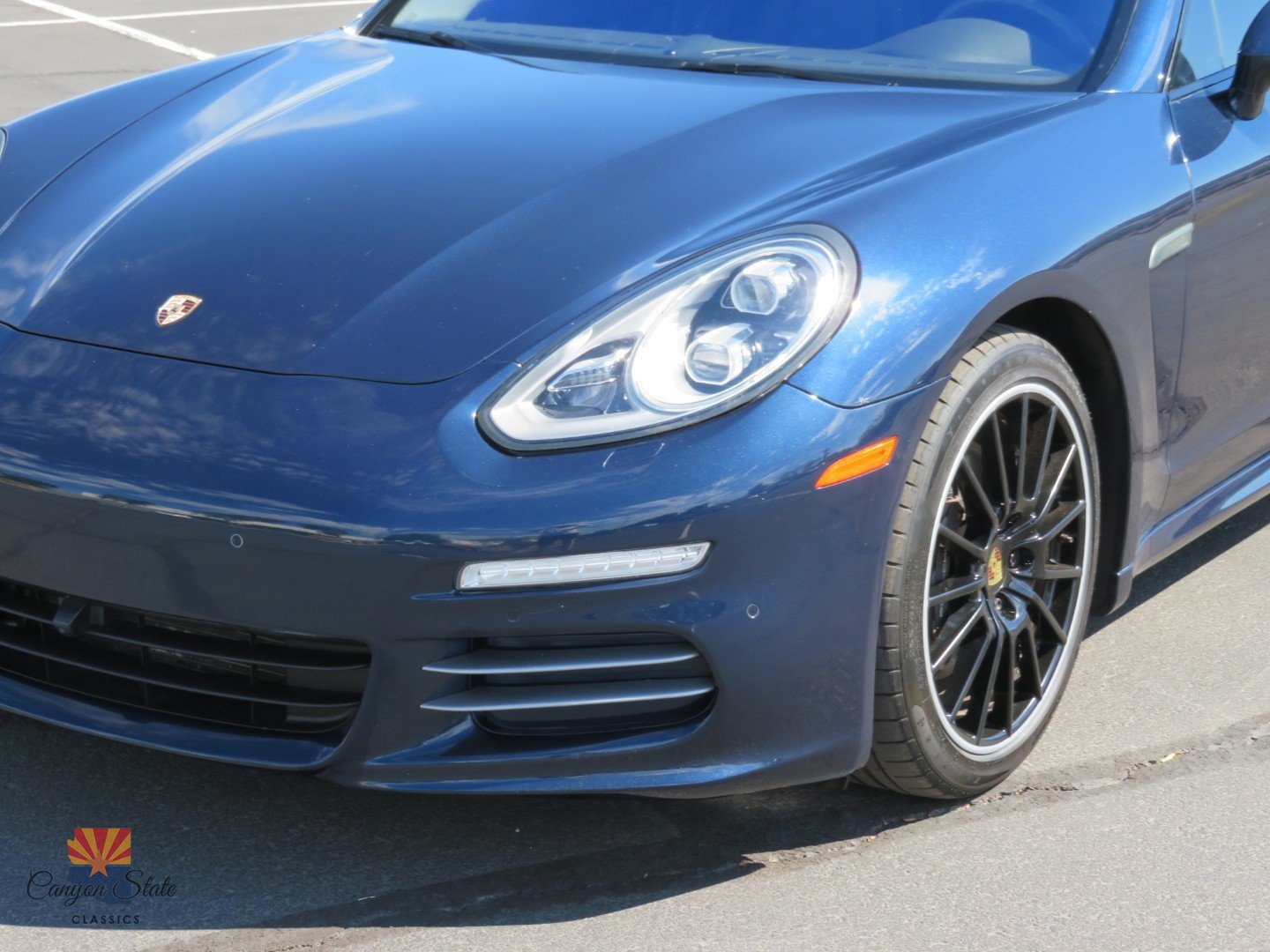 Used 2016 Porsche Panamera AWD/4WD image 15