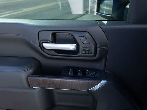 Used 2023 GMC Sierra 2500 Denali AWD/4WD image 20