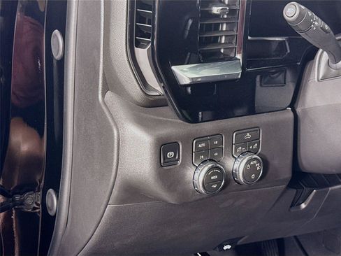 New 2026 GMC Sierra 1500 SLE AWD/4WD image 4