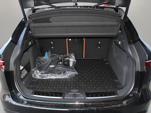 New 2026 Jaguar F-PACE R-Dynamic S AWD/4WD image 13