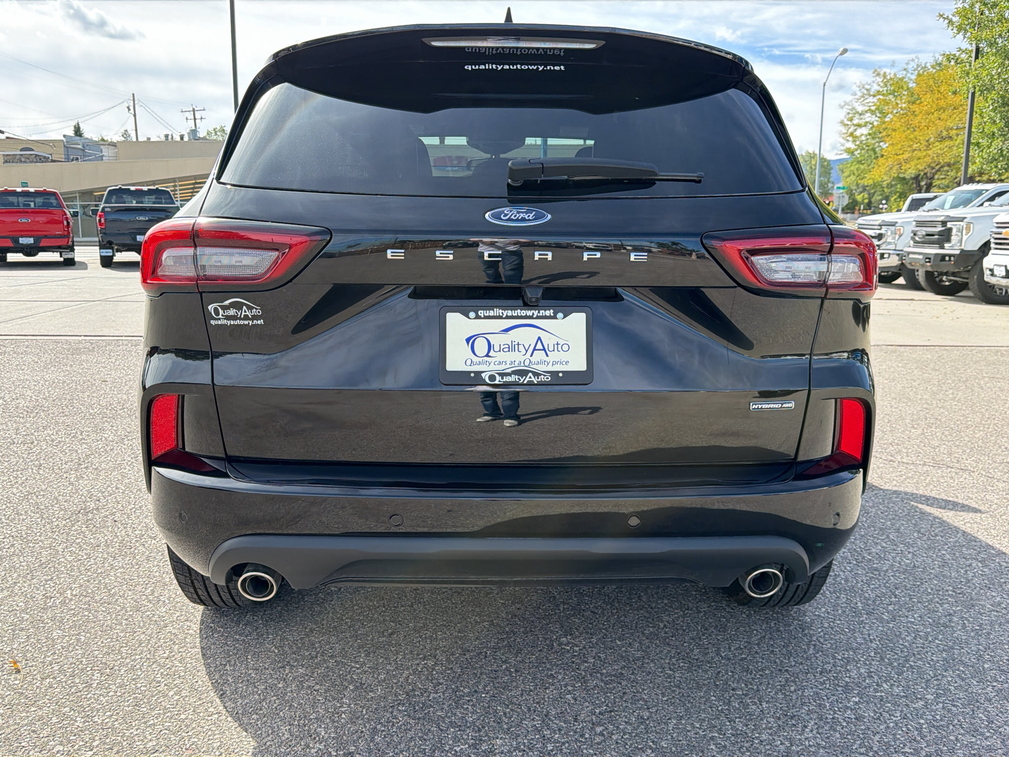 Used 2024 Ford Escape ST-Line Select w/ Tech Pack #1 AWD/4WD image 3