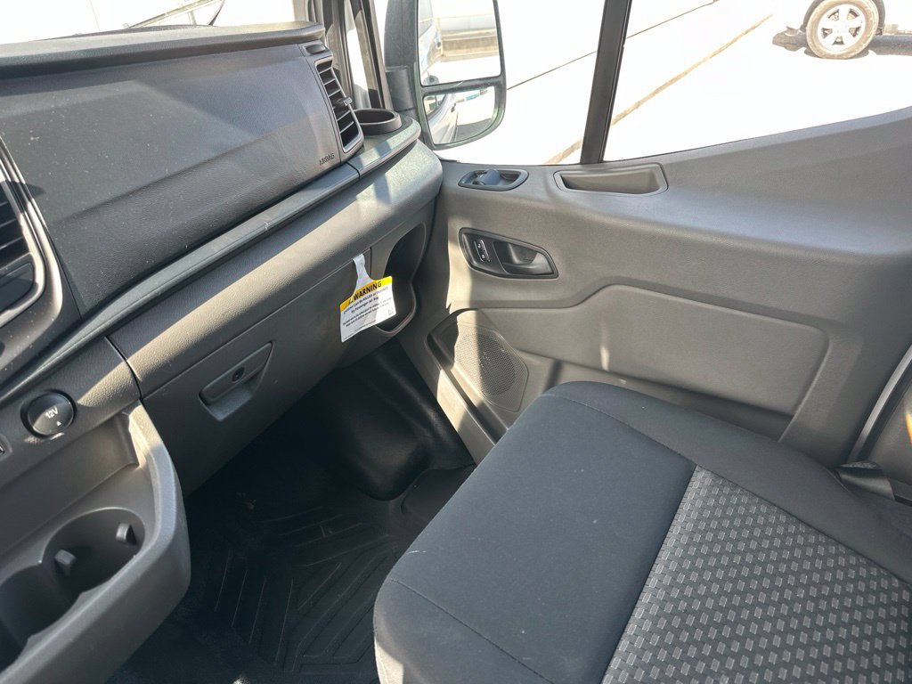 Used 2025 Ford Transit 250 Low Roof w/ Exterior Upgrade Package RWD image 42
