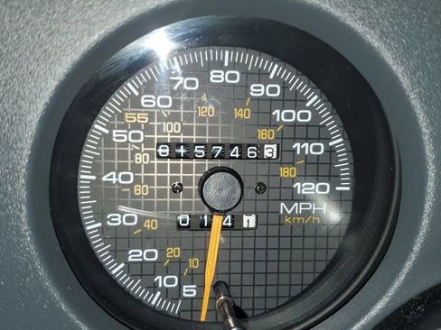 Used 1991 Pontiac Firebird Coupe image 21