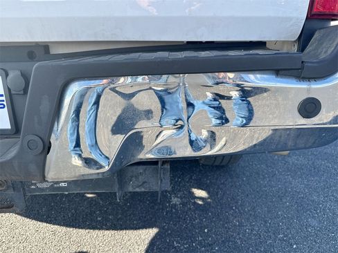 Used 2019 Ford F250 Lariat w/ Lariat Ultimate Package image 31