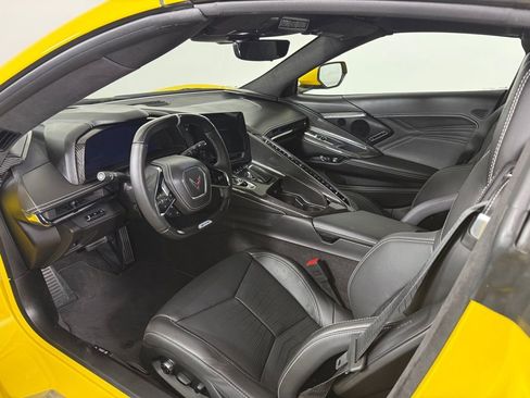 Used 2025 Chevrolet Corvette Z06 w/ Z07 Performance Package image 4