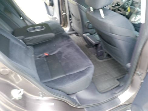 Used 2011 Honda CR-V SE image 10