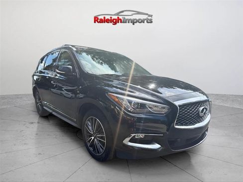 Used 2019 INFINITI QX60 Luxe w/ Sensory Package AWD/4WD image 4