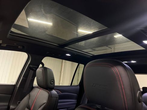 Used 2024 Chevrolet Traverse RS w/ LPO, Floor Liner Package image 29