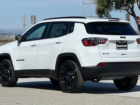 New 2026 Jeep Compass Latitude image 6