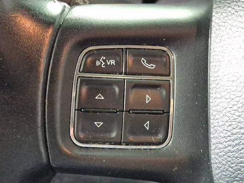 Used 2019 RAM 1500 Classic SLT w/ Luxury Group AWD/4WD image 12