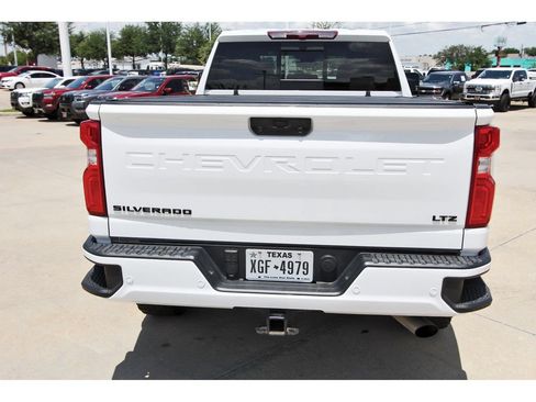 Used 2024 Chevrolet Silverado 2500 LTZ w/ LTZ Plus Package AWD/4WD image 7