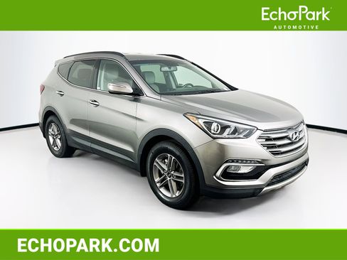 Used 2017 Hyundai Santa Fe Sport image 1