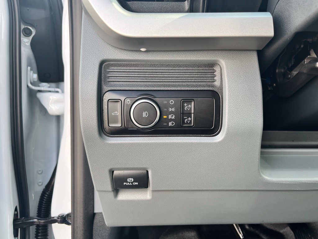 New 2026 Ford F250 XL w/ XL Driver Assist Package RWD image 13