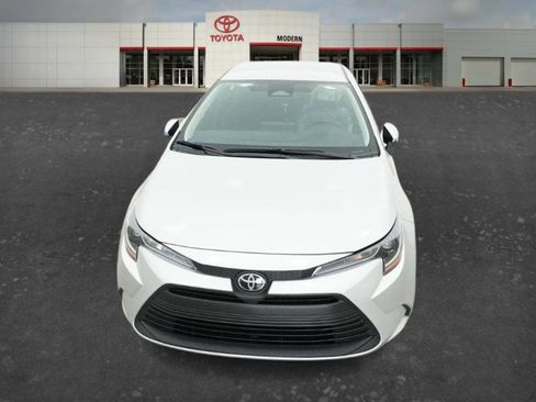 New 2026 Toyota Corolla LE FWD image 12
