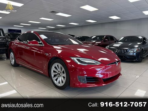 Used 2017 Tesla Model S 75 image 1