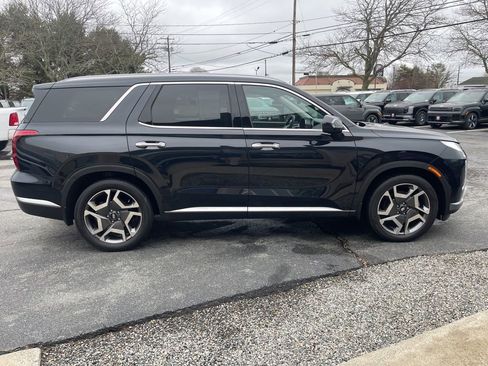 Used 2023 Hyundai Palisade SEL AWD/4WD image 4