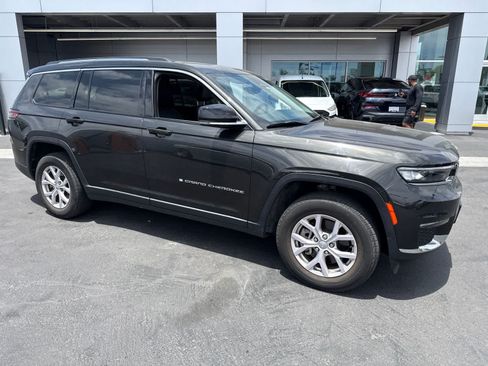 Used 2022 Jeep Grand Cherokee L Limited AWD/4WD image 9