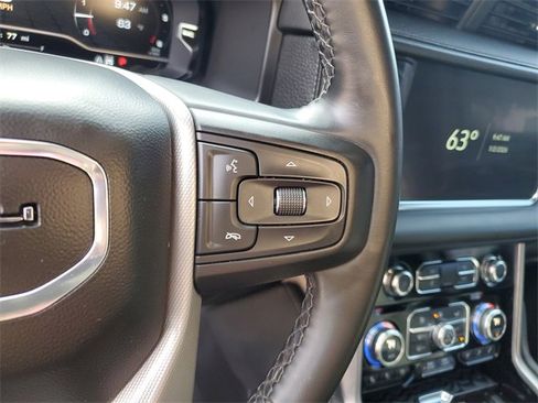 Used 2023 GMC Yukon XL Denali image 27