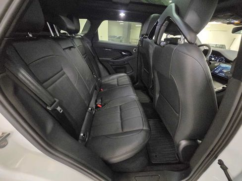 Used 2026 Land Rover Range Rover Evoque S AWD/4WD image 12